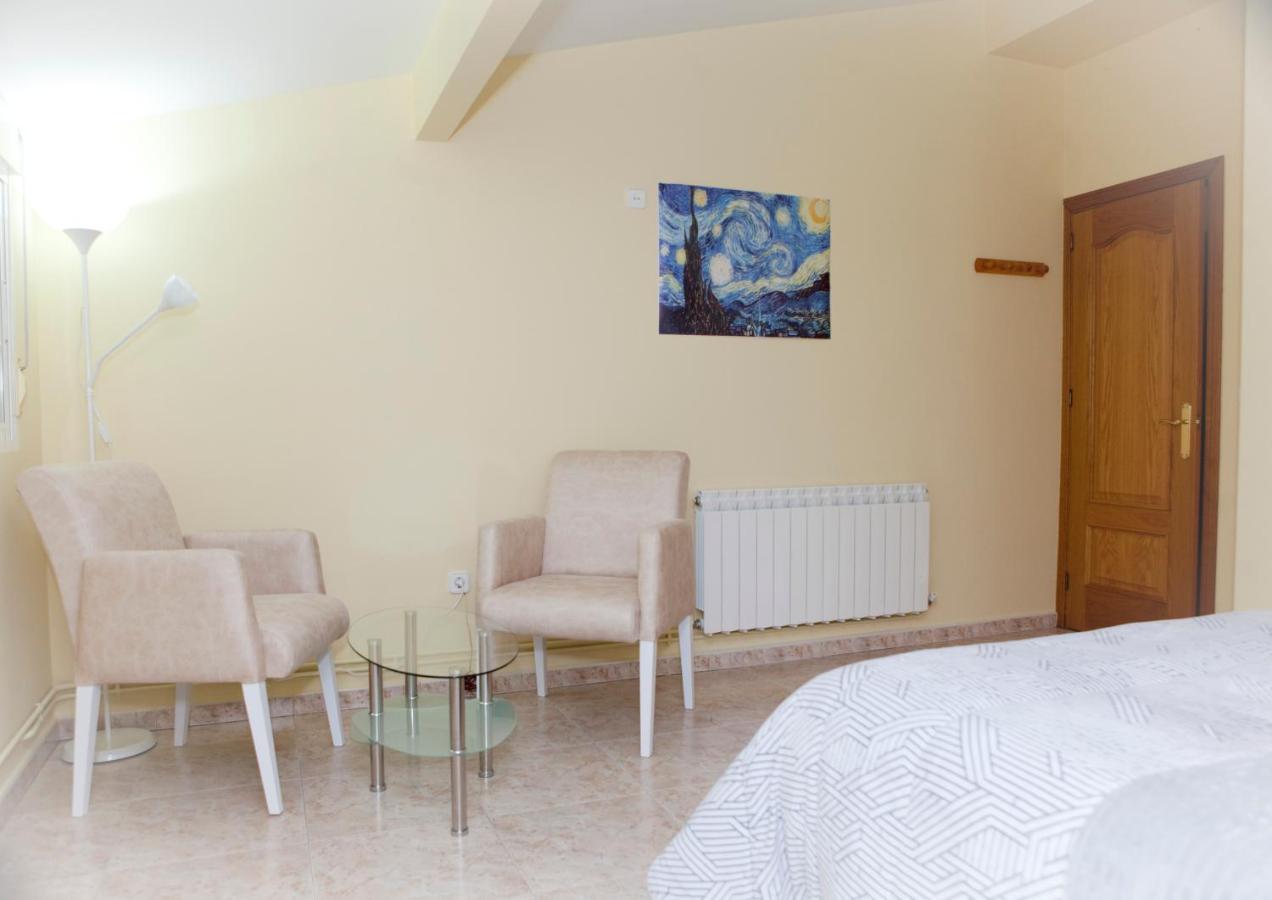 Apartamentos La Relojera 2 Харандила де ла Вера Екстериор снимка