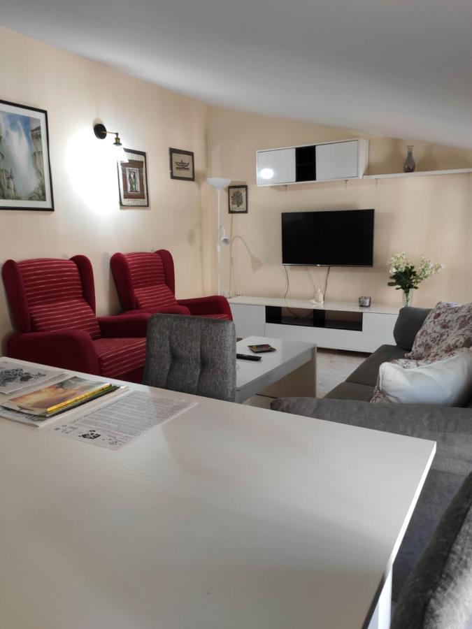 Apartamentos La Relojera 2 Харандила де ла Вера Екстериор снимка
